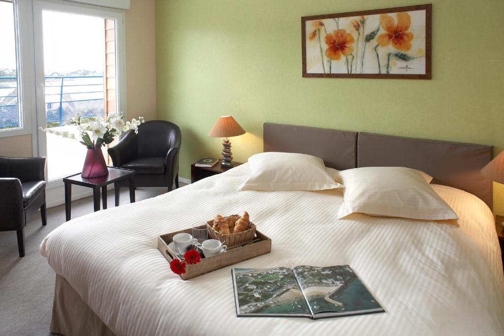 L'Escale Evel Er Ger Bed and Breakfast Locquirec Δωμάτιο φωτογραφία
